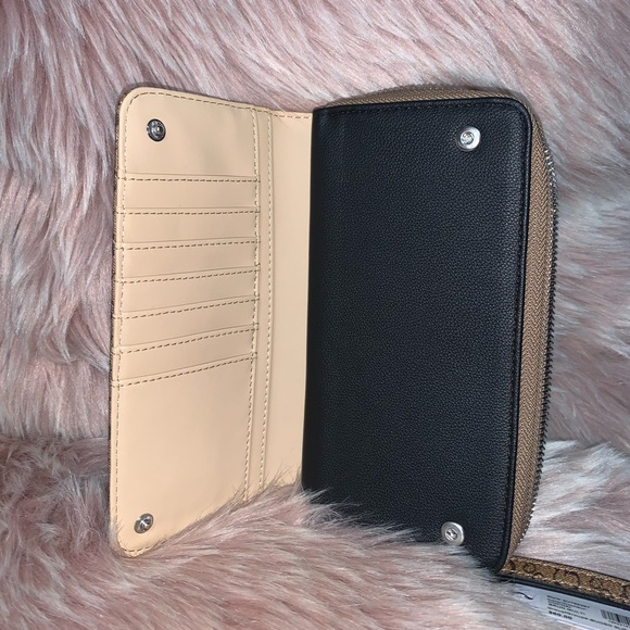 Matching Guess Purse & Wallet - Picture 4 of 7